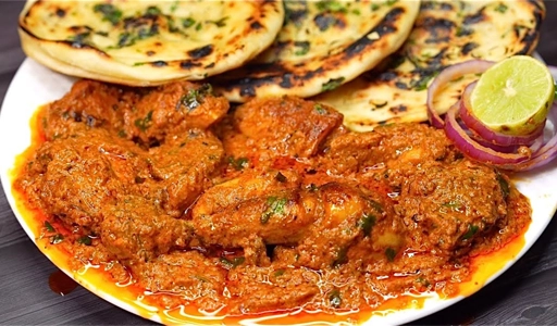 Chicken Curry With 2 Nan